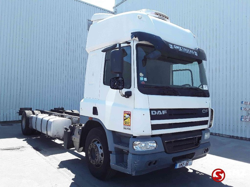 DAF 75 CF 310 manual - Вантажівка шасі: фото 1 DAF 75 CF 310 manual - Вантажівка шасі: фото 1
