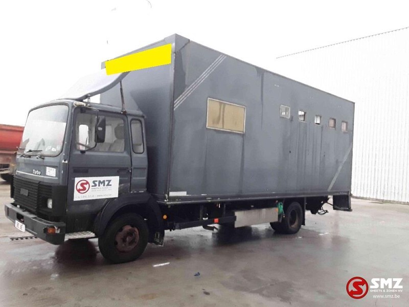 Iveco Magirus 80 16 horse truck - Для перевезення худоби вантажівка: фото 5 Iveco Magirus 80 16 horse truck - Для перевезення худоби вантажівка: фото 5