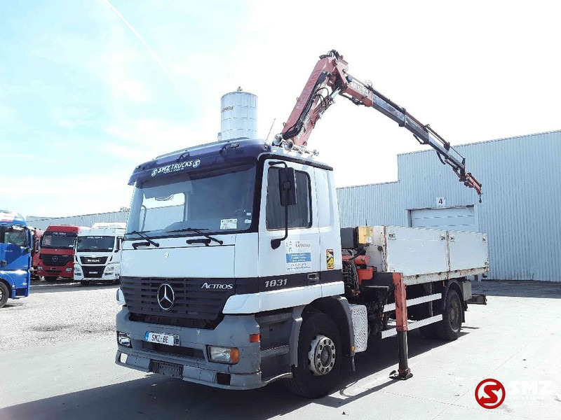 Mercedes-Benz Actros 1831 Atlas Ak140.1A4+remote lames steel 165000km - Бортова вантажівка/ Платформа, Вантажівка з маніпулятором: фото 3 Mercedes-Benz Actros 1831 Atlas Ak140.1A4+remote lames steel 165000km - Бортова вантажівка/ Платформа, Вантажівка з маніпулятором: фото 3