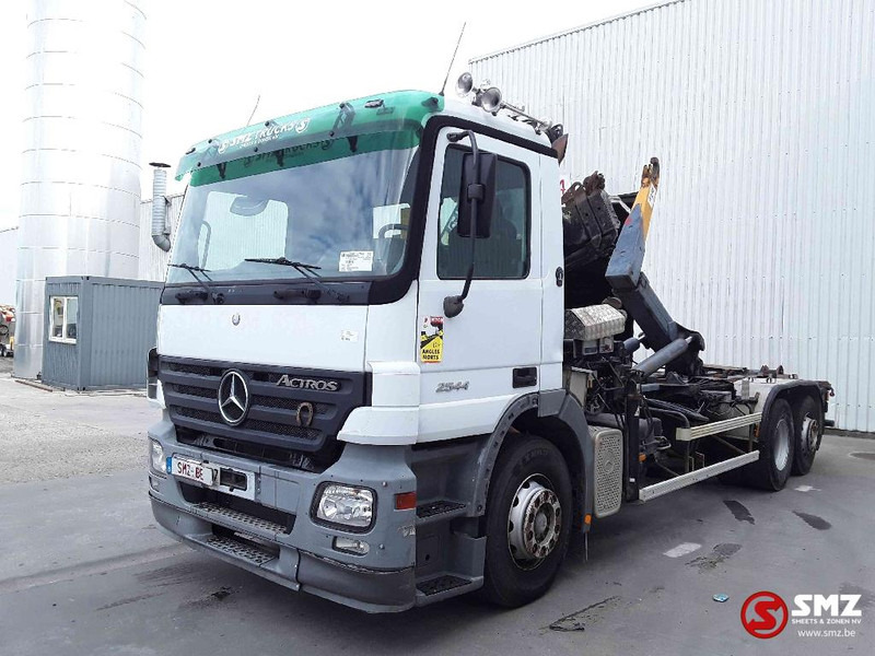 Mercedes-Benz Actros 2544 hiab 102.2 remote hook retarder - Контейнеровоз/ Змінний кузов вантажівка, Вантажівка з маніпулятором: фото 3 Mercedes-Benz Actros 2544 hiab 102.2 remote hook retarder - Контейнеровоз/ Змінний кузов вантажівка, Вантажівка з маніпулятором: фото 3