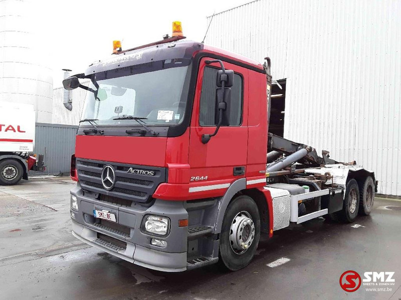 Mercedes-Benz Actros 2644 6x4 lames zps - Контейнеровоз/ Змінний кузов вантажівка: фото 3 Mercedes-Benz Actros 2644 6x4 lames zps - Контейнеровоз/ Змінний кузов вантажівка: фото 3