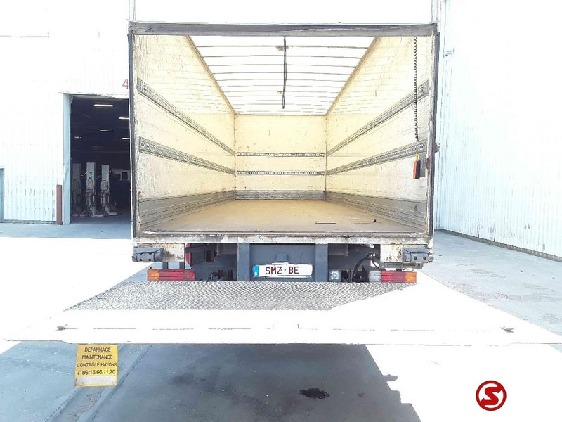 Вантажівка з закритим кузовом Mercedes-Benz Axor 1829 manual airco: фото 12