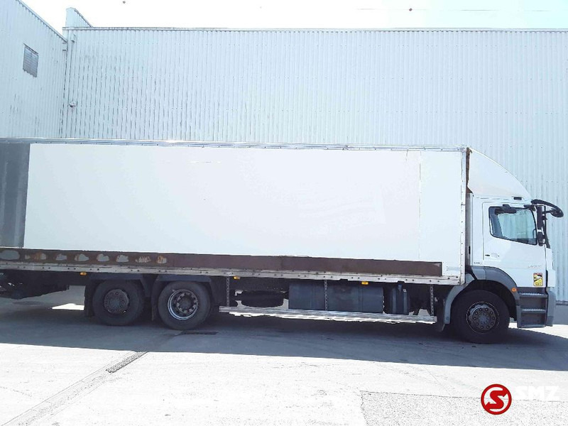 Mercedes-Benz Axor 2533 6x2 manual airco - Вантажівка з закритим кузовом: фото 4 Mercedes-Benz Axor 2533 6x2 manual airco - Вантажівка з закритим кузовом: фото 4