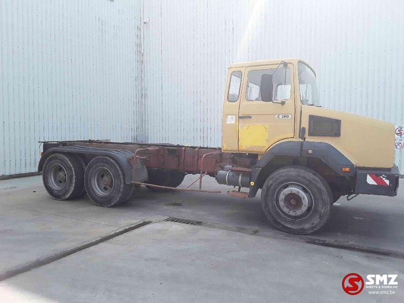 Renault C 260 no CBH francais - Вантажівка шасі: фото 4 Renault C 260 no CBH francais - Вантажівка шасі: фото 4