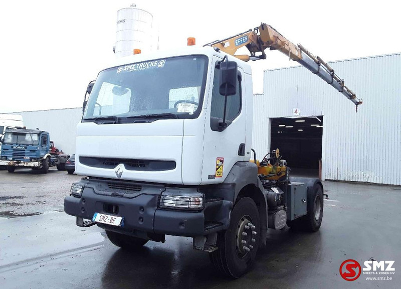 Renault Kerax 420 Effer 250 _5s - Тягач: фото 3 Renault Kerax 420 Effer 250 _5s - Тягач: фото 3