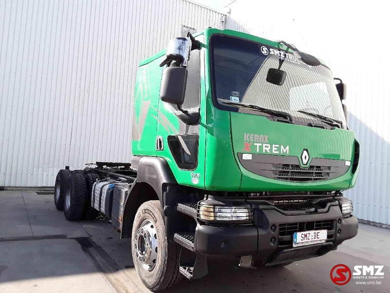 Renault Kerax 500 manual lames - Тягач: фото 1 Renault Kerax 500 manual lames - Тягач: фото 1