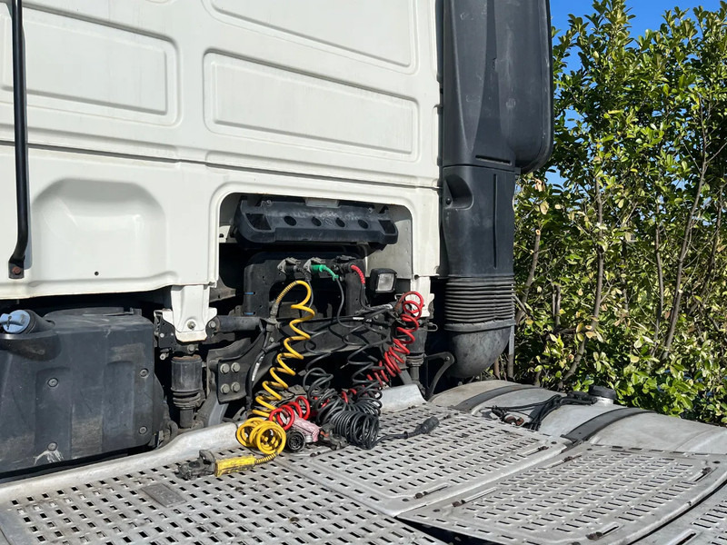 DAF XF 460 FTG Euro6 - Тягач: фото 4 DAF XF 460 FTG Euro6 - Тягач: фото 4