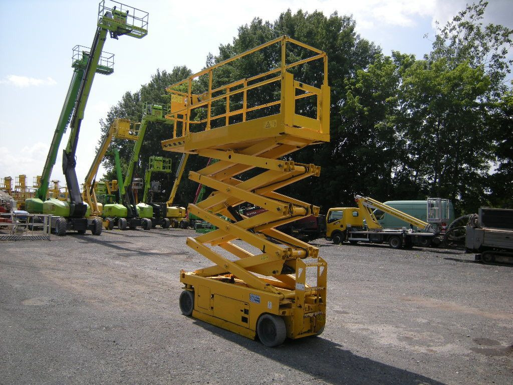 Genie GS-2632, Scherenarbeitsbühne Genie 10 m - Автовишка: фото 4 Genie GS-2632, Scherenarbeitsbühne Genie 10 m - Автовишка: фото 4