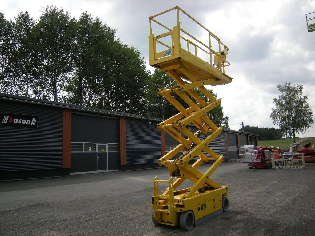 Genie GS 2632, Scherenarbeitsbühne Genie 10 m - Автовишка: фото 2 Genie GS 2632, Scherenarbeitsbühne Genie 10 m - Автовишка: фото 2
