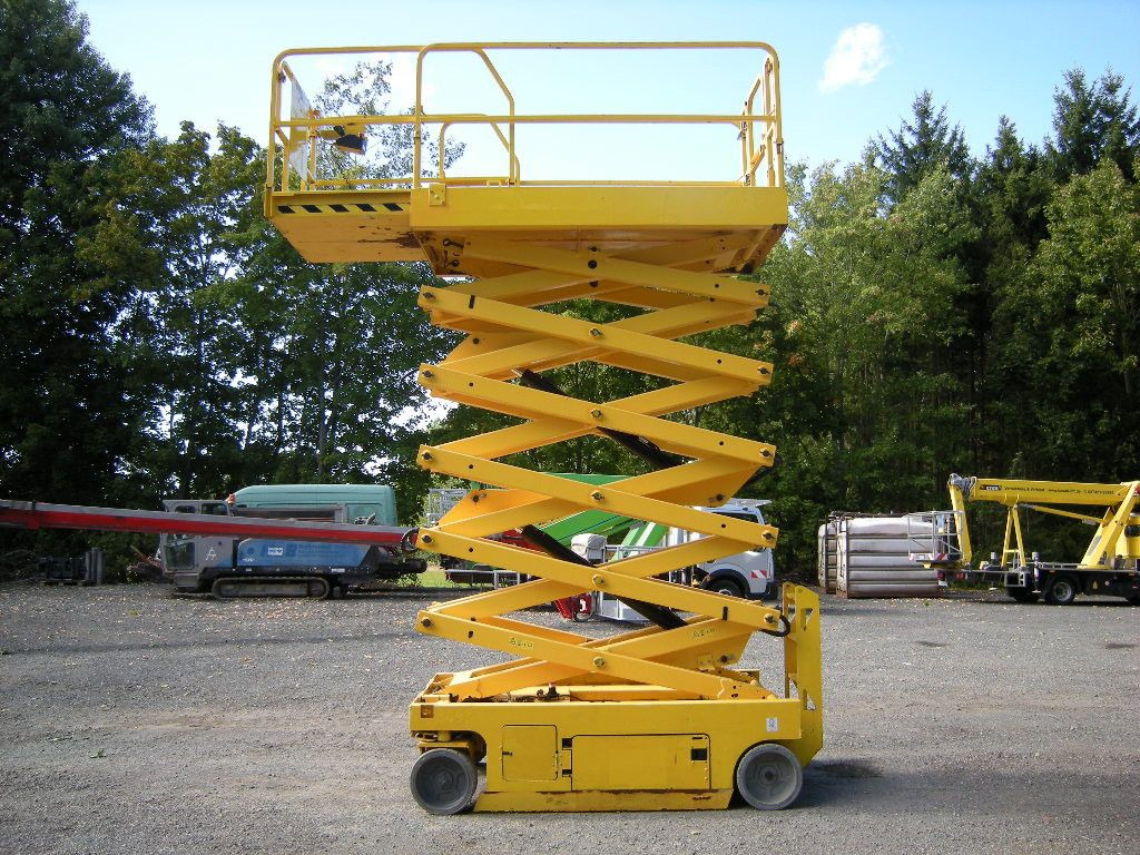 Genie GS 4047 Scherenarbeitsbühne Genie 14 m - Автовишка: фото 5 Genie GS 4047 Scherenarbeitsbühne Genie 14 m - Автовишка: фото 5