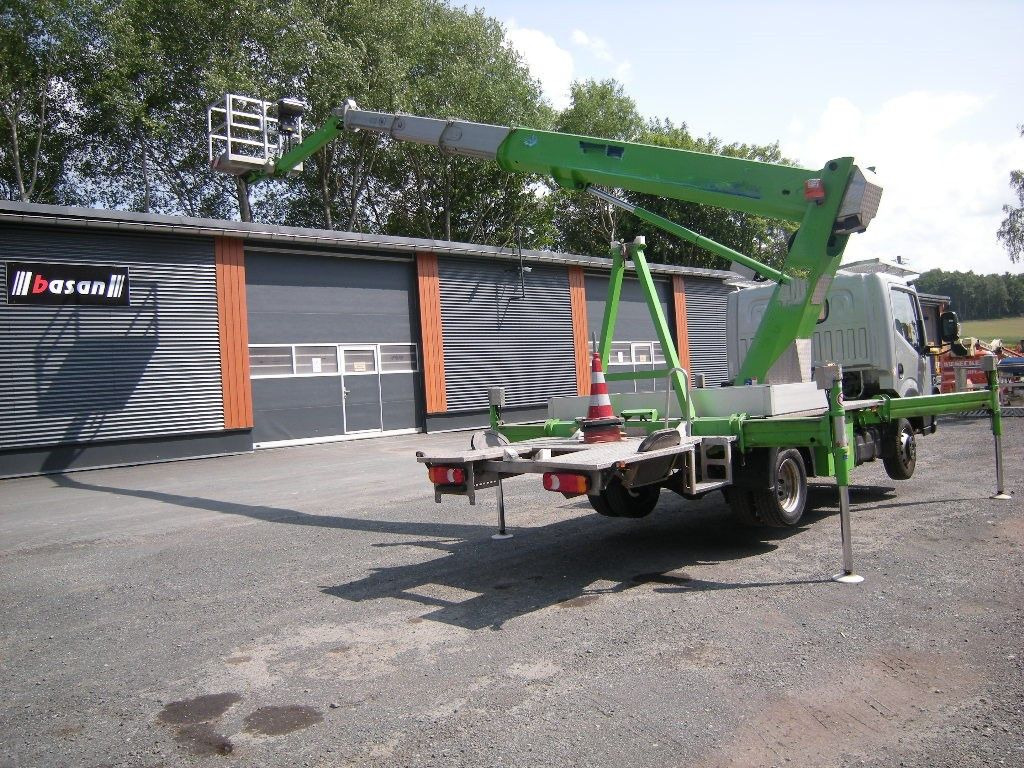 Nissan NT 400 Cabstar mit Palfinger P260BK, 21m - Автовишка: фото 1 Nissan NT 400 Cabstar mit Palfinger P260BK, 21m - Автовишка: фото 1