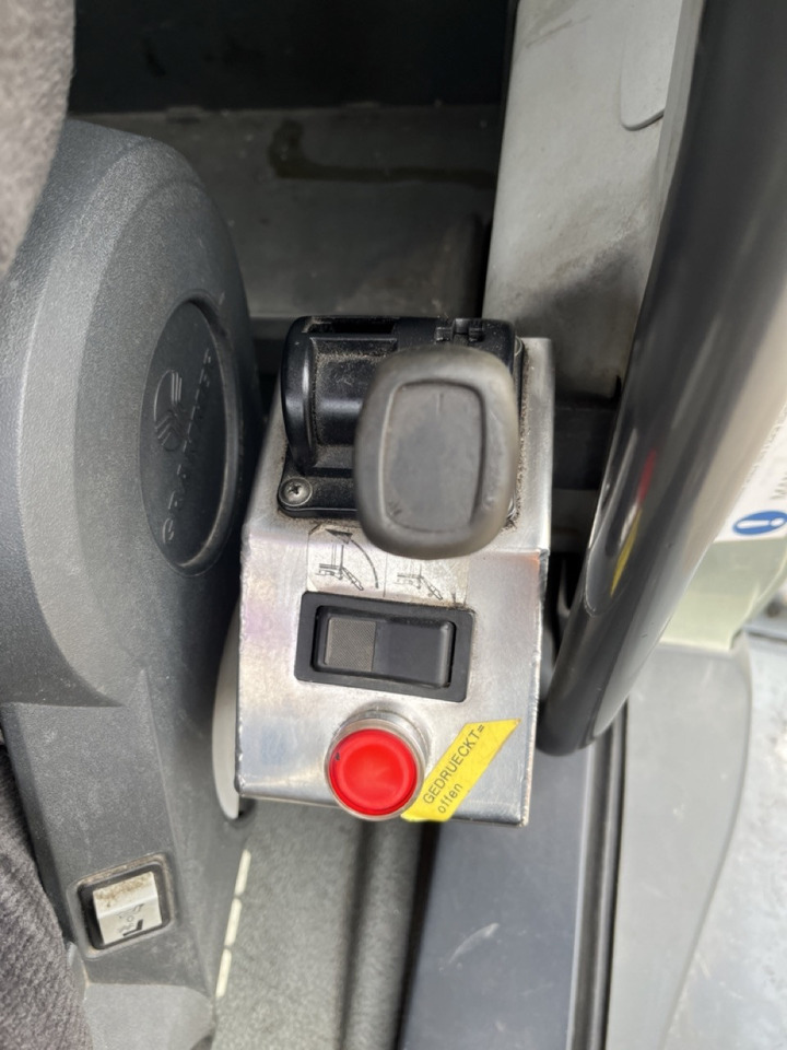 MAN 35.430 8x4 Intarder Analog Tacho Bordmatik - Самоскид вантажівка: фото 3 MAN 35.430 8x4 Intarder Analog Tacho Bordmatik - Самоскид вантажівка: фото 3