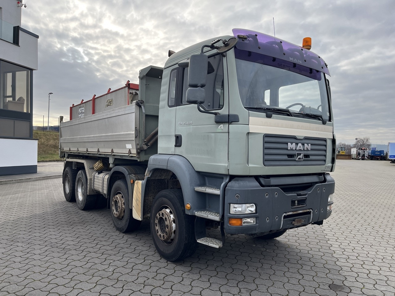 Самоскид вантажівка MAN 35.430 8x4    Intarder   Analog Tacho   Bordmatik: фото 9