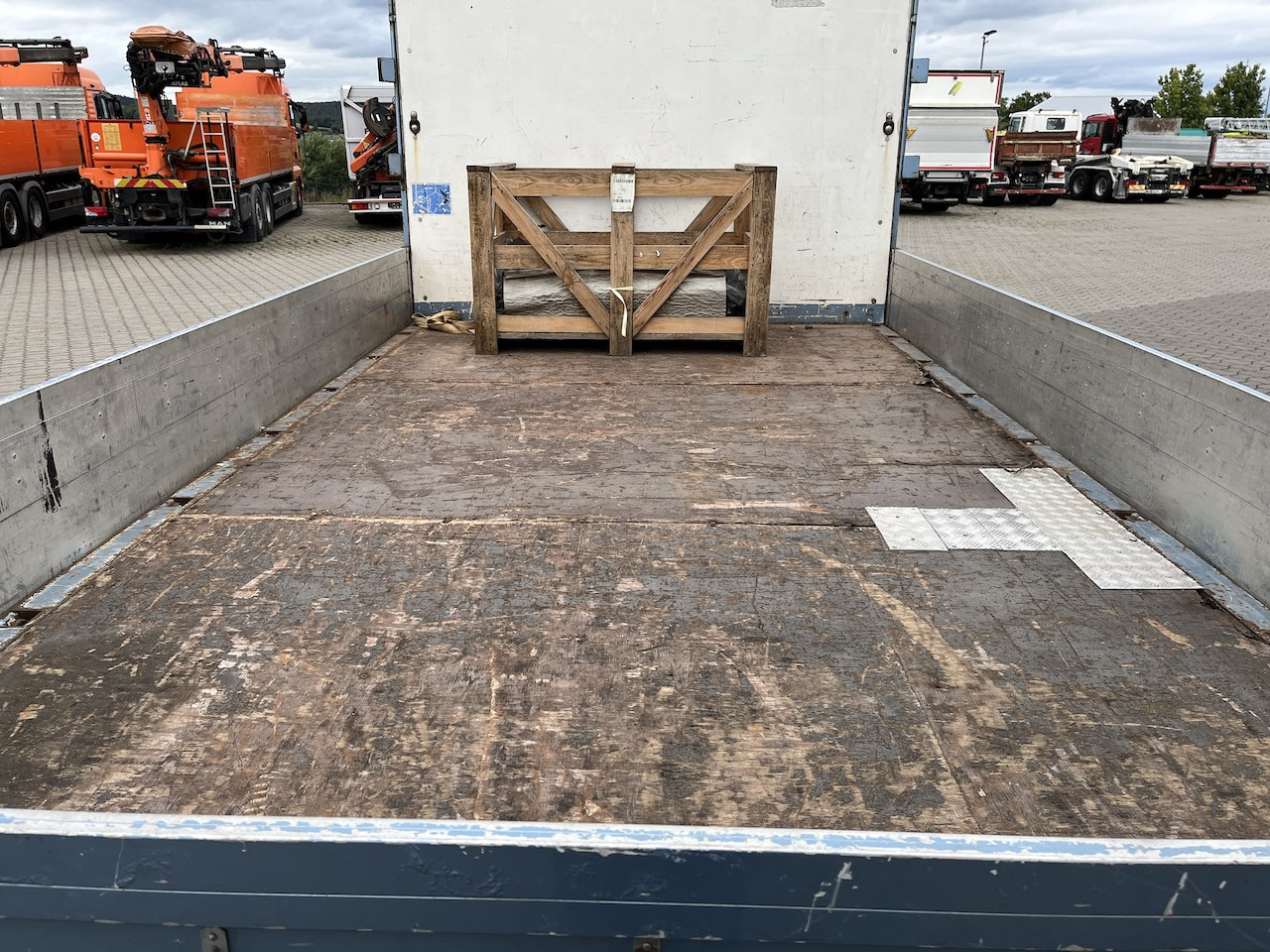 MAN TGL 8.220 4x2 Pritsche AHK - Легка бортова вантажівка: фото 4 MAN TGL 8.220 4x2 Pritsche AHK - Легка бортова вантажівка: фото 4