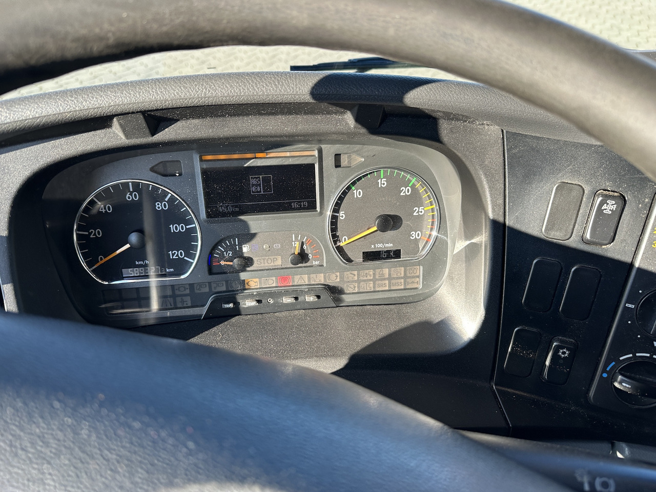 Mercedes-Benz Atego 1529 4x2 Atlas 57.3-A2 Kadaverkipper - Вантажівка з маніпулятором, Самоскид вантажівка: фото 5 Mercedes-Benz Atego 1529 4x2 Atlas 57.3-A2 Kadaverkipper - Вантажівка з маніпулятором, Самоскид вантажівка: фото 5