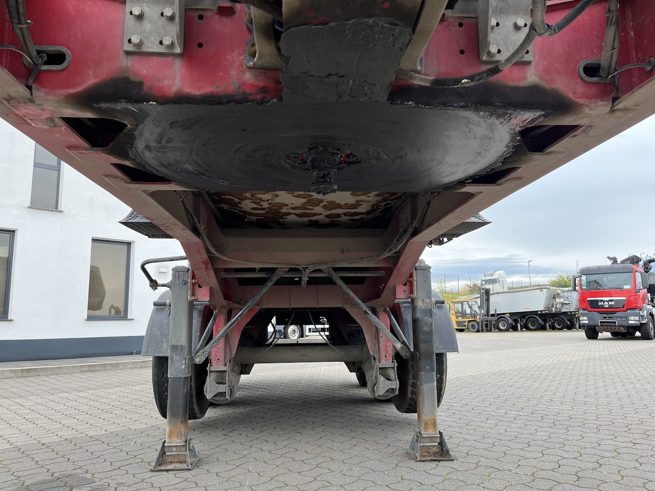 Schwarzmüller SK Kippauflieger Stahlmulde Liftachse - Самоскид напівпричіп: фото 4 Schwarzmüller SK Kippauflieger Stahlmulde Liftachse - Самоскид напівпричіп: фото 4