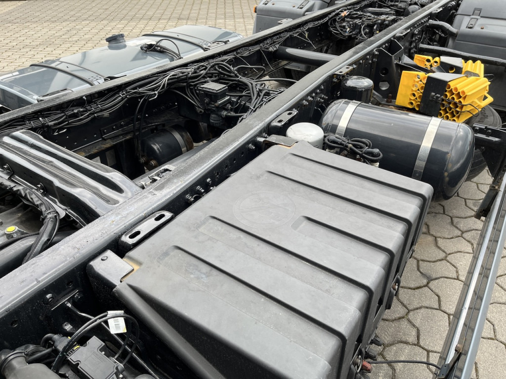 MAN TGX 26.500 6x2 Fahrgestell Lenk-Liftachse AHK - Вантажівка: фото 5 MAN TGX 26.500 6x2 Fahrgestell Lenk-Liftachse AHK - Вантажівка: фото 5