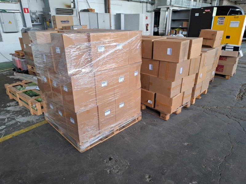 Komatsu 6125-81-7032 - Двигун в категорії Будівельна техніка: фото 2 Komatsu 6125-81-7032 - Двигун в категорії Будівельна техніка: фото 2