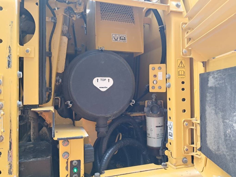 Komatsu HB365LC-3 Hybrid - Гусеничний екскаватор: фото 4 Komatsu HB365LC-3 Hybrid - Гусеничний екскаватор: фото 4
