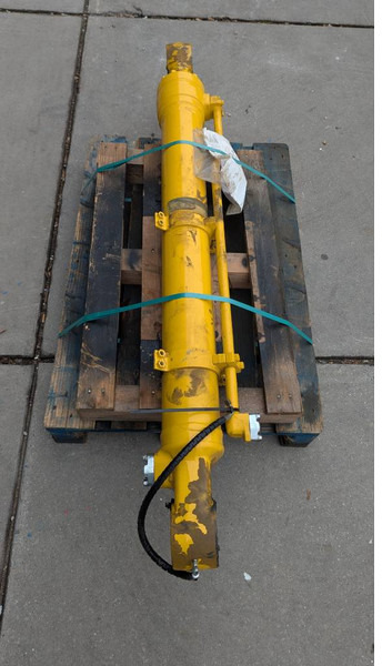 Komatsu PC210LC-10 / -11 - BUCKET CYLINDER - 707-E1-01300 - Гусеничний екскаватор: фото 3 Komatsu PC210LC-10 / -11 - BUCKET CYLINDER - 707-E1-01300 - Гусеничний екскаватор: фото 3
