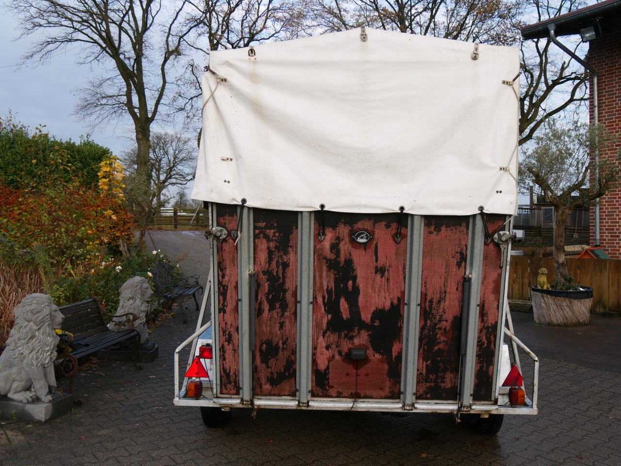 2 Pferde - Для перевезення худоби причіп: фото 3 2 Pferde - Для перевезення худоби причіп: фото 3