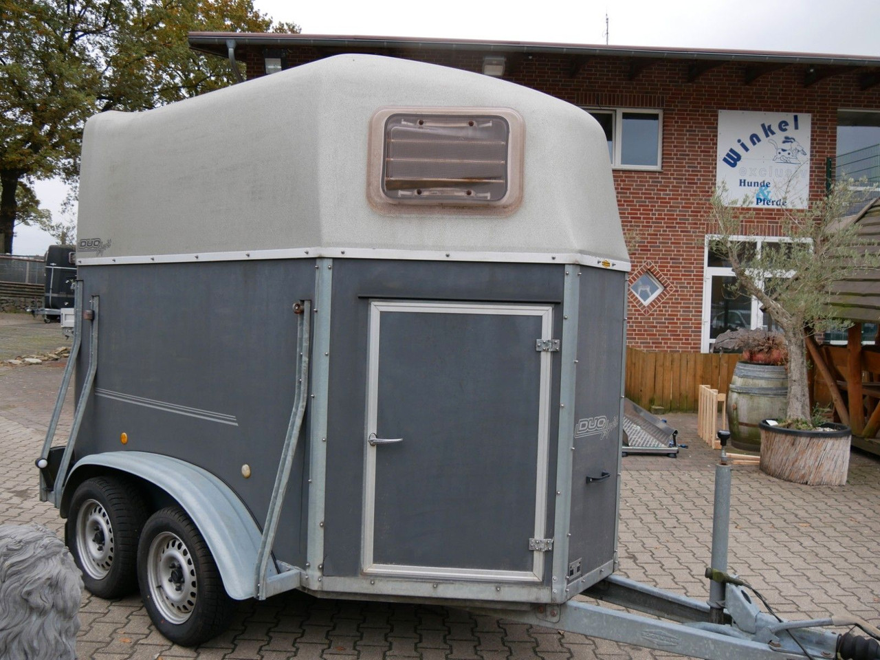 Böckmann Duo Esprit mit Sattelkammer - Для перевезення худоби причіп: фото 2 Böckmann Duo Esprit mit Sattelkammer - Для перевезення худоби причіп: фото 2