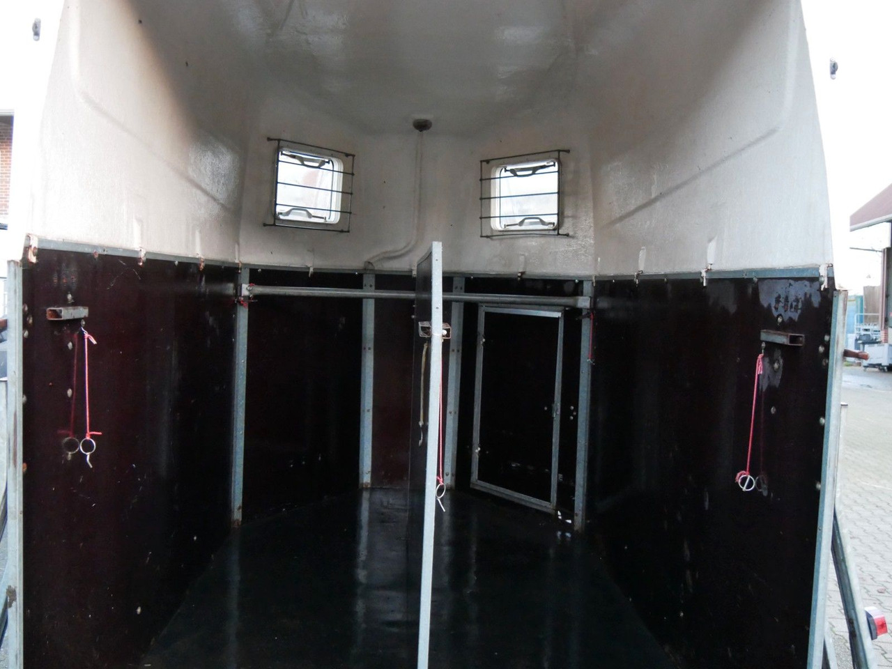 Holz Poly 2 Pferde - Для перевезення худоби причіп: фото 5 Holz Poly 2 Pferde - Для перевезення худоби причіп: фото 5