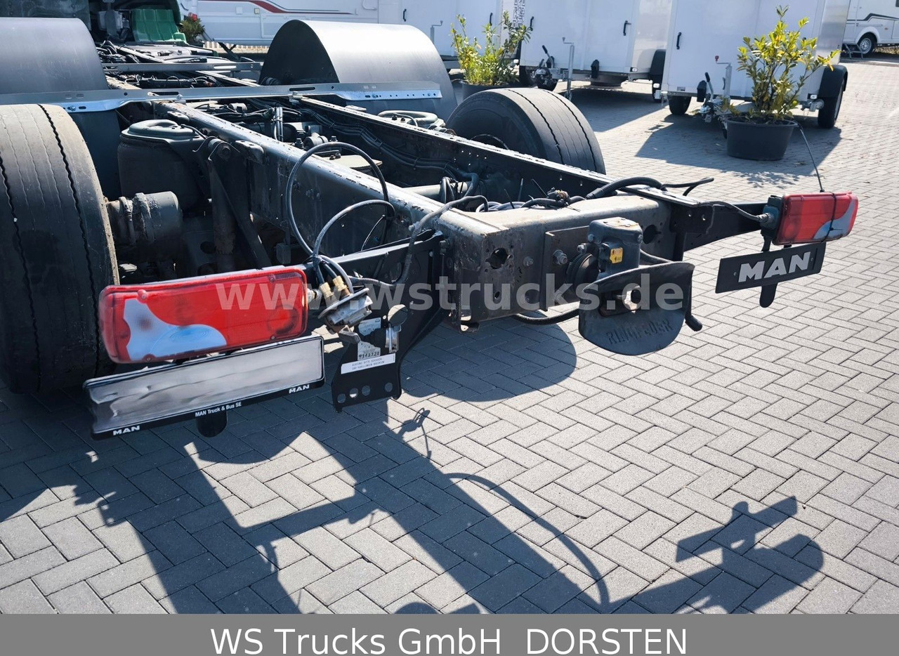 MAN TGS 26.500 6x2 Luft/Luft Lenkachse Intader - Вантажівка шасі: фото 5 MAN TGS 26.500 6x2 Luft/Luft Lenkachse Intader - Вантажівка шасі: фото 5