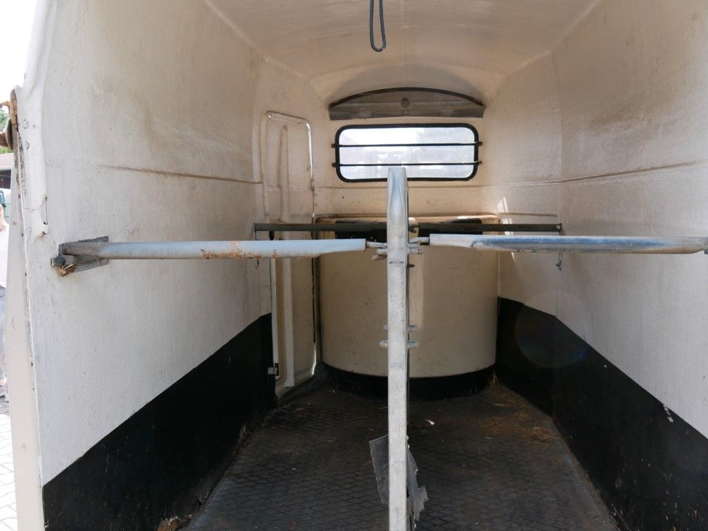 Westfalia Vollpoly 2 Pferde mit Sattelkammer - Причіп коневоз: фото 3 Westfalia Vollpoly 2 Pferde mit Sattelkammer - Причіп коневоз: фото 3