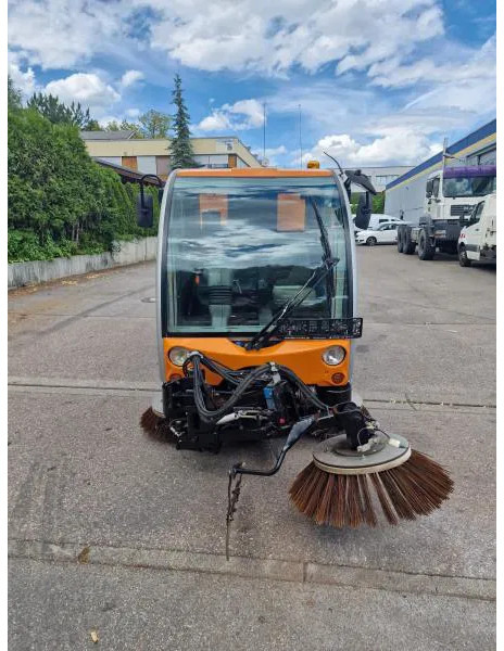 Bucher Kehrmaschine BUCHER-GUYER Kehrmaschine EG 4.500 kg Diesel Topzustand - Промислова підмітальна машина: фото 3 Bucher Kehrmaschine BUCHER-GUYER Kehrmaschine EG 4.500 kg Diesel Topzustand - Промислова підмітальна машина: фото 3