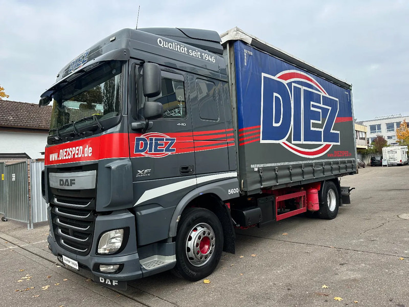 DAF XF 106.440 DAF XF 106 440 BL 4x2 *SpaceCab*Pritschenwagen mit Schiebeplane und EDSCHA - Verdeck* - Тентована вантажівка: фото 1 DAF XF 106.440 DAF XF 106 440 BL 4x2 *SpaceCab*Pritschenwagen mit Schiebeplane und EDSCHA - Verdeck* - Тентована вантажівка: фото 1