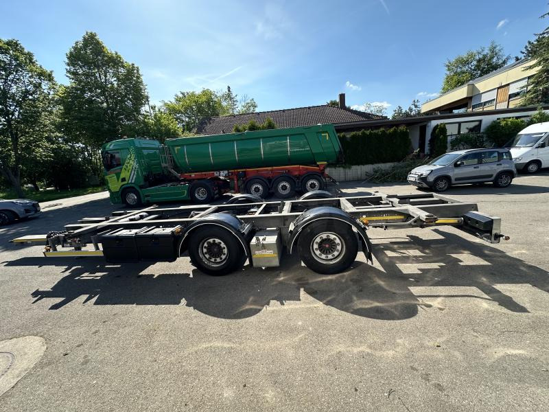 H&W 4 x Tandem Lafette MEGA verzinkt Mitnahmestapl. 7. 3 x Tandem Lafette MEGA verzinkt Mitnahmestapl. 7.82 m - Контейнеровоз/ Змінний кузов причіп: фото 1 H&W 4 x Tandem Lafette MEGA verzinkt Mitnahmestapl. 7. 3 x Tandem Lafette MEGA verzinkt Mitnahmestapl. 7.82 m - Контейнеровоз/ Змінний кузов причіп: фото 1