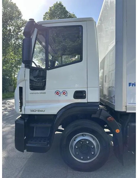 Iveco EuroCargo 140 140-250 Tiefkühl Multitemp Mitsubishi DIESEL - Рефрижератор вантажівка: фото 3 Iveco EuroCargo 140 140-250 Tiefkühl Multitemp Mitsubishi DIESEL - Рефрижератор вантажівка: фото 3