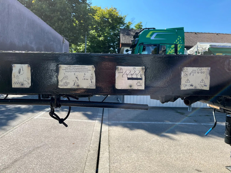 Напівпричіп Goldhofer STZ -TL 3 -33/80 3-Achs TL 3x Lenk Rampen TÜV NEU! STZ -TL 3 -33/80 3-Achs TL 3x Lenk Rampen TÜV NEU!: фото 19 Напівпричіп Goldhofer STZ -TL 3 -33/80 3-Achs TL 3x Lenk Rampen TÜV NEU! STZ -TL 3 -33/80 3-Achs TL 3x Lenk Rampen TÜV NEU!: фото 19