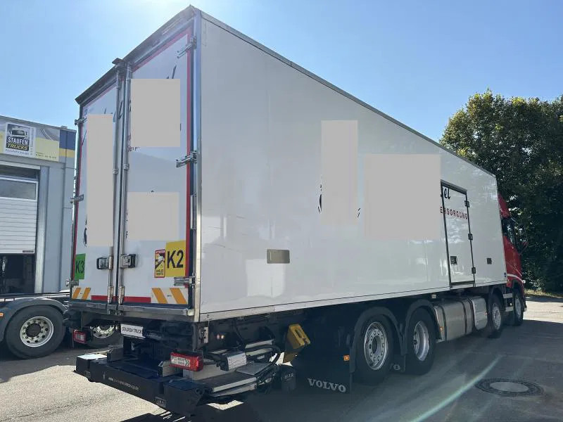 Volvo FH 16 550XL*8x2*Tief Kühlkoffer*ThermoKing*LBW - Рефрижератор вантажівка: фото 5 Volvo FH 16 550XL*8x2*Tief Kühlkoffer*ThermoKing*LBW - Рефрижератор вантажівка: фото 5