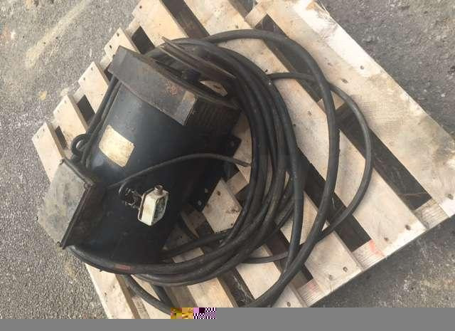 LEROY SOMER Génératrice Electroaimant - MS 1322 M32 - Інша техніка: фото 3 LEROY SOMER Génératrice Electroaimant - MS 1322 M32 - Інша техніка: фото 3