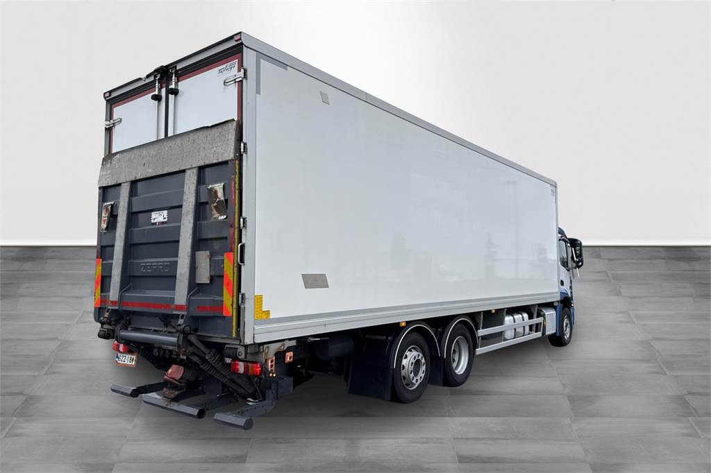 Mercedes-Benz 2546 6x2 L 9,4m Ksa-kori - Вантажівка з закритим кузовом: фото 5 Mercedes-Benz 2546 6x2 L 9,4m Ksa-kori - Вантажівка з закритим кузовом: фото 5