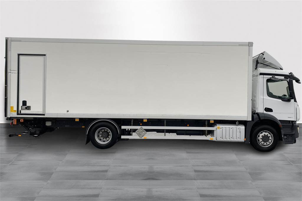 Mercedes-Benz ACTROS 5 SM 1827 L KSA - Вантажівка з закритим кузовом: фото 4 Mercedes-Benz ACTROS 5 SM 1827 L KSA - Вантажівка з закритим кузовом: фото 4