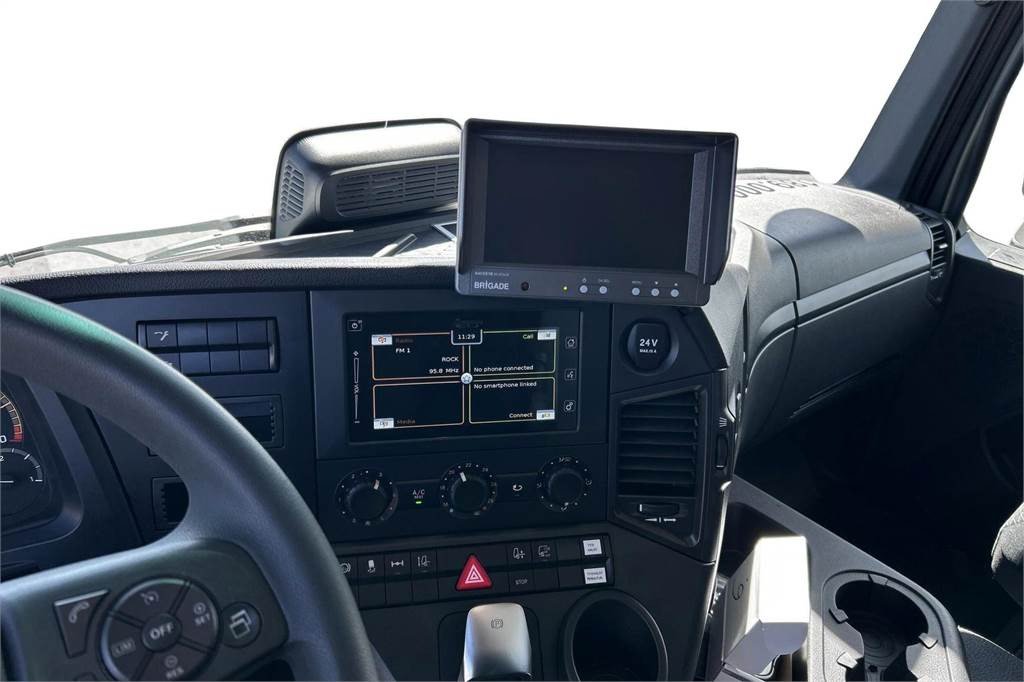Ізотермічна вантажівка Mercedes-Benz Actros 1830 L nr 4x2: фото 9