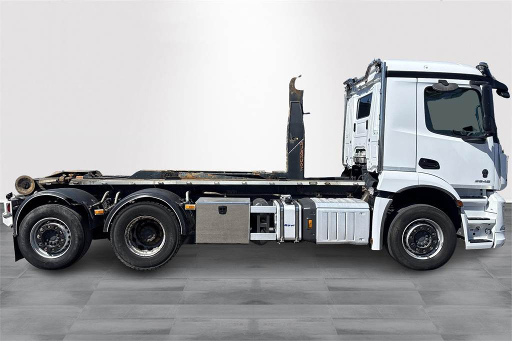 Mercedes-Benz Actros 2546 L Koukkulaite - Гаковий мультиліфт вантажівка: фото 4 Mercedes-Benz Actros 2546 L Koukkulaite - Гаковий мультиліфт вантажівка: фото 4