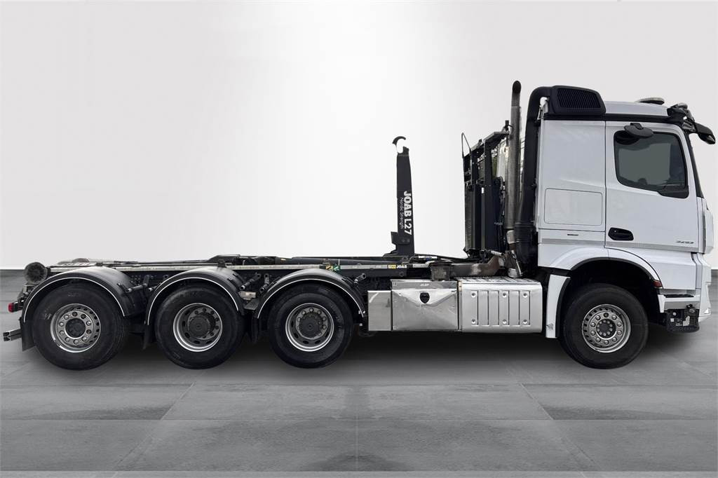 Mercedes-Benz Arocs 3253 8x4 koukkulaite - Гаковий мультиліфт вантажівка: фото 4 Mercedes-Benz Arocs 3253 8x4 koukkulaite - Гаковий мультиліфт вантажівка: фото 4