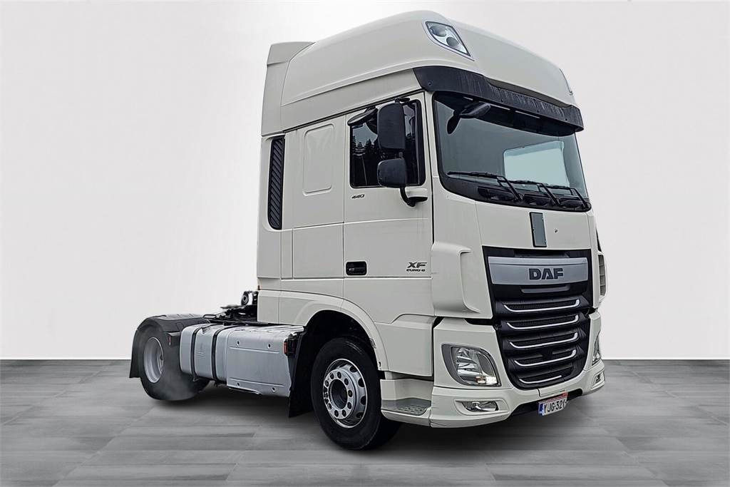 DAF XF 440 - Тягач: фото 3 DAF XF 440 - Тягач: фото 3