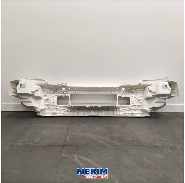 Volvo Volvo - 22376336 - Bumper FL3 - Запчастини в категорії Вантажівки: фото 2 Volvo Volvo - 22376336 - Bumper FL3 - Запчастини в категорії Вантажівки: фото 2