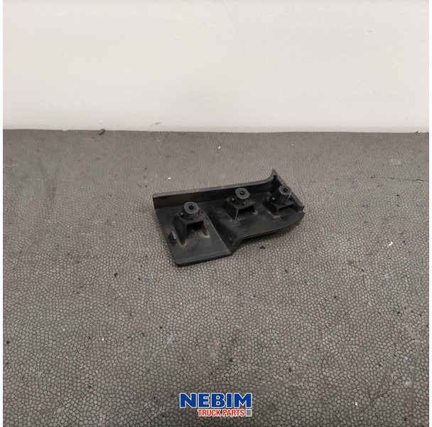 Volvo Volvo - 82453926 - Inzetstuk rechts - Запчастини в категорії Вантажівки: фото 2 Volvo Volvo - 82453926 - Inzetstuk rechts - Запчастини в категорії Вантажівки: фото 2