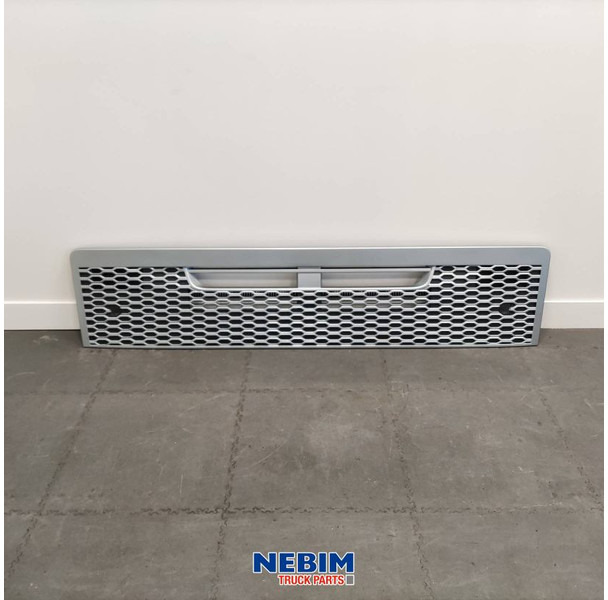 Volvo Volvo - 84033230 - Frontgrille FH16 - Запчастини в категорії Вантажівки: фото 1 Volvo Volvo - 84033230 - Frontgrille FH16 - Запчастини в категорії Вантажівки: фото 1