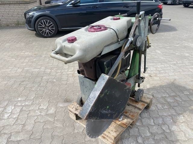 Lissmac FS-16 D/I (12005321) - Будівельна техніка: фото 2 Lissmac FS-16 D/I (12005321) - Будівельна техніка: фото 2