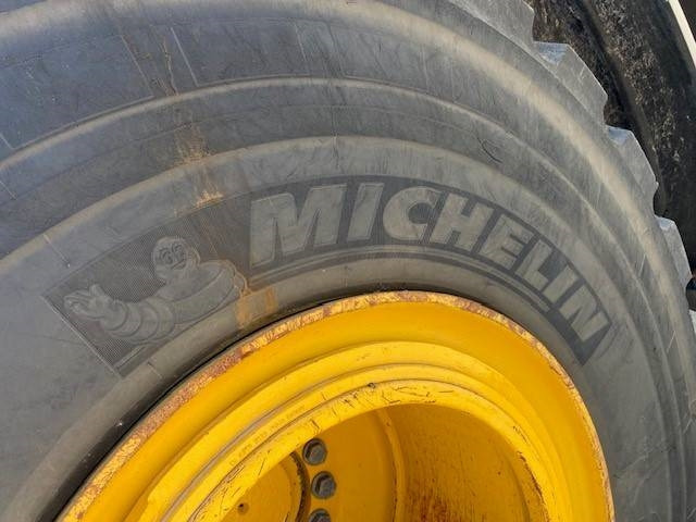 Колісний навантажувач John Deere 744 P MIETE / RENTAL (12002124): фото 15 Колісний навантажувач John Deere 744 P MIETE / RENTAL (12002124): фото 15