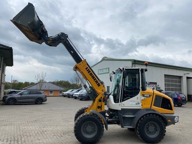 Liebherr L 509 Tele MIETE / RENTAL (12002134) - Телескопічний фронтальний навантажувач: фото 1 Liebherr L 509 Tele MIETE / RENTAL (12002134) - Телескопічний фронтальний навантажувач: фото 1