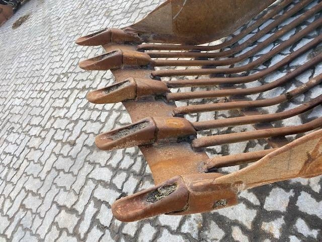 Навісне обладнання в категорії Будівельна техніка (12005284) 1.25 m Sieblöffel / bucket SMP2: фото 9