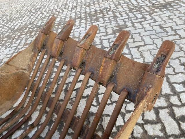 Навісне обладнання в категорії Будівельна техніка (12005284) 1.25 m Sieblöffel / bucket SMP2: фото 15